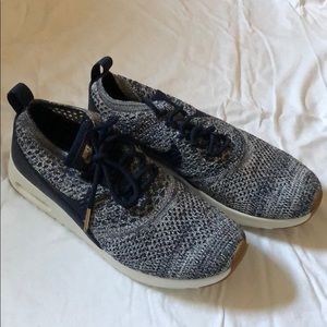 Nike Flyknit Air Max Thea